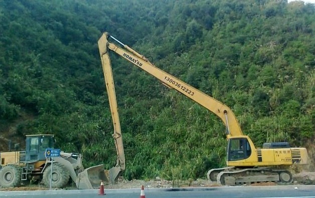 長臂挖掘機(jī)廠家、長臂挖掘機(jī)廠家定制、長臂挖掘機(jī)廠家改裝